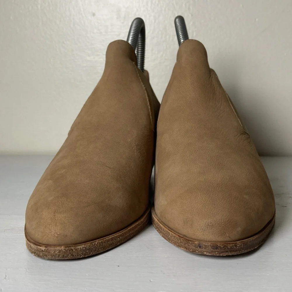 Eileen Fisher Vero Cuoio Evan Tan Soft Leather Ankle Booties Boots, Size 7 - Picture 3 of 15